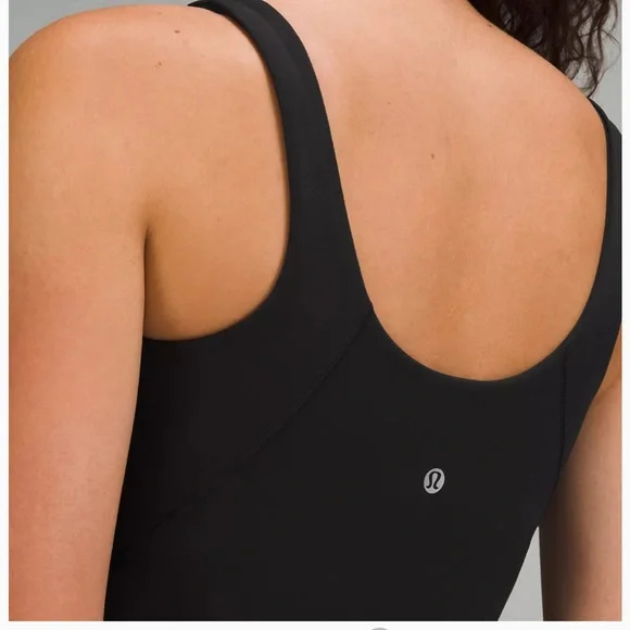 Gently worn lululemon align tank top - Picture 4 of 7